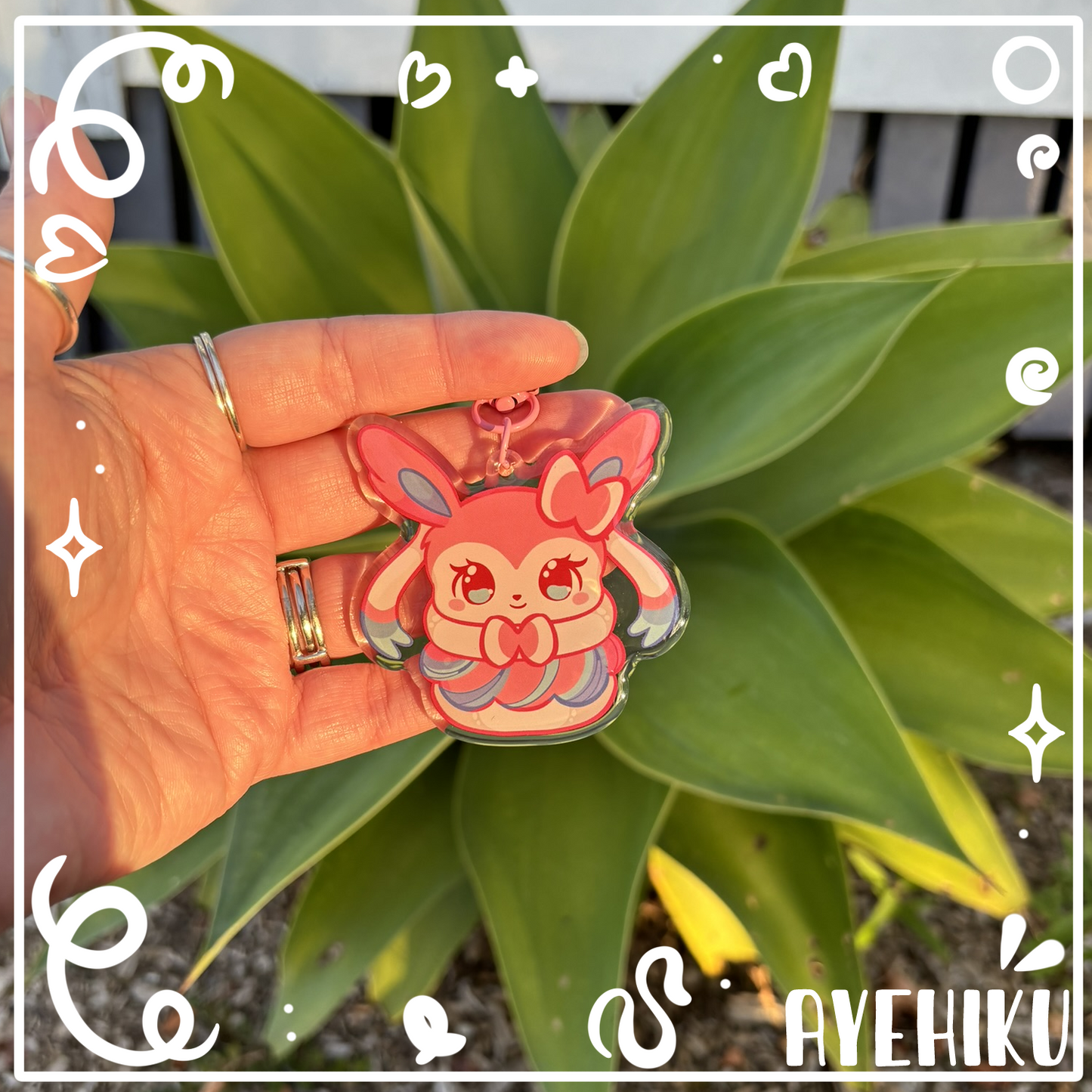 Sylveon Macaroon Epoxy Keychain | Gloss | Kawaii | Anime
